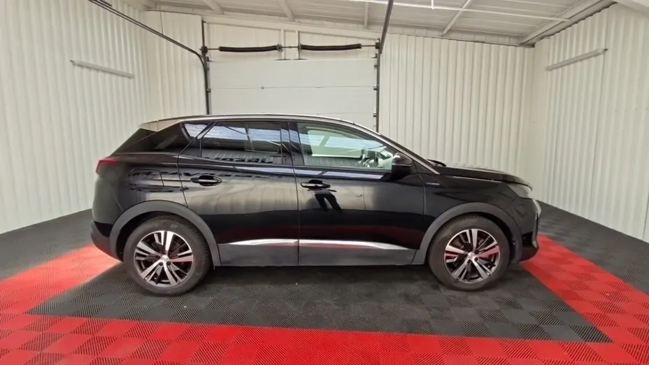 PEUGEOT 3008 -
