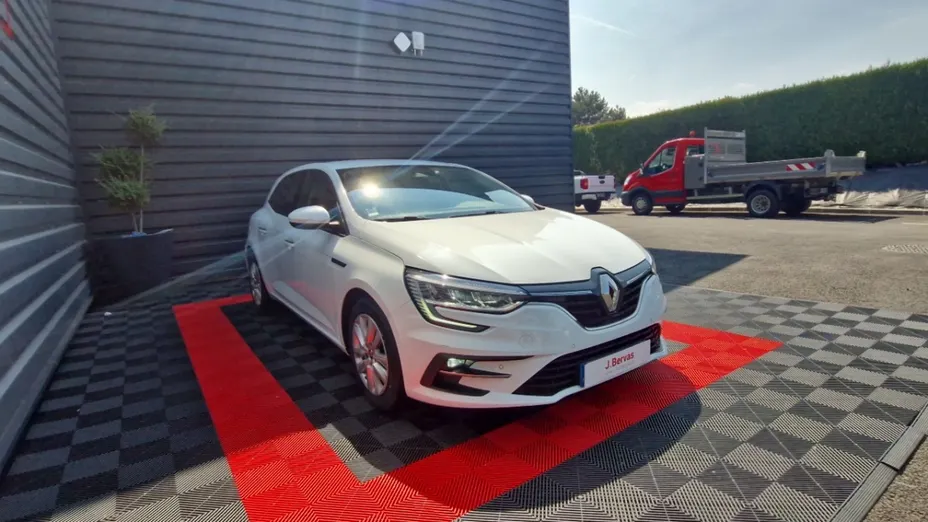 RENAULT Megane -