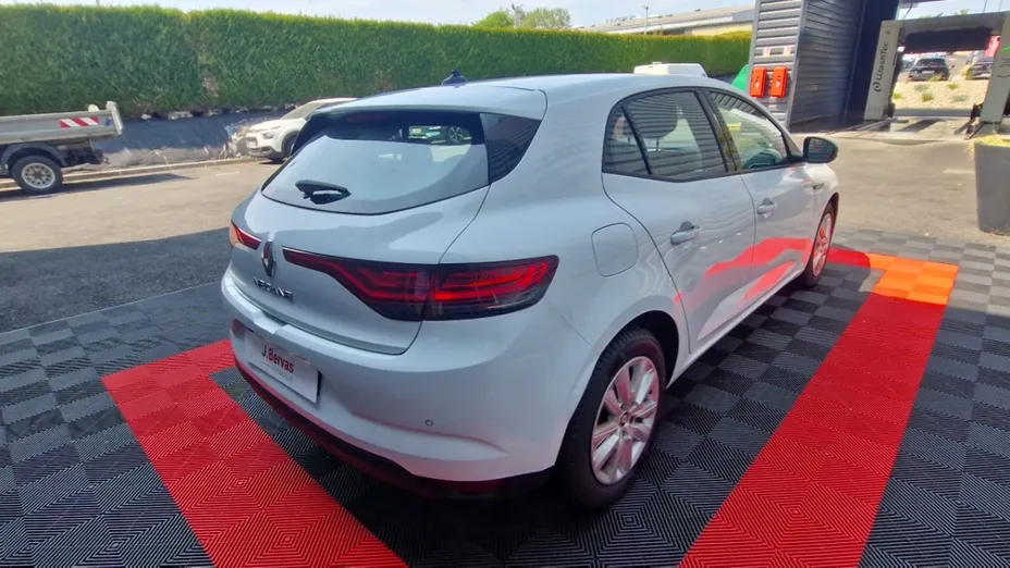 RENAULT Megane -