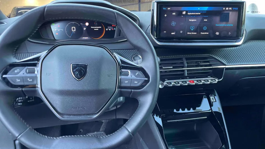 PEUGEOT 2008 -