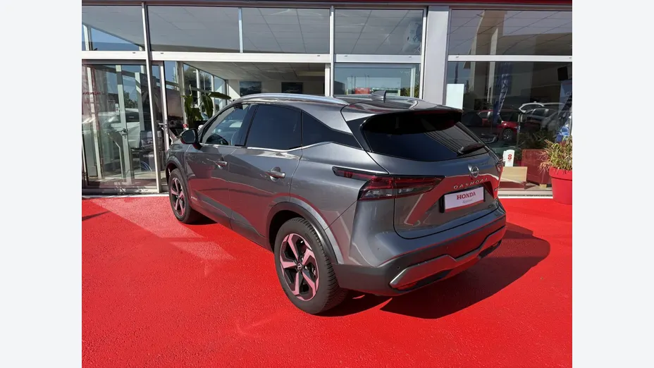 NISSAN Qashqai -