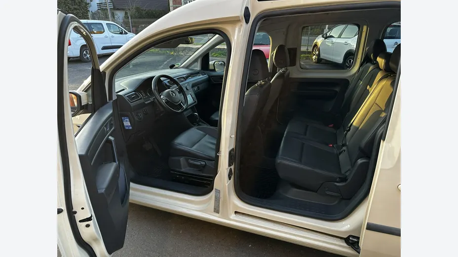 VOLKSWAGEN Caddy -