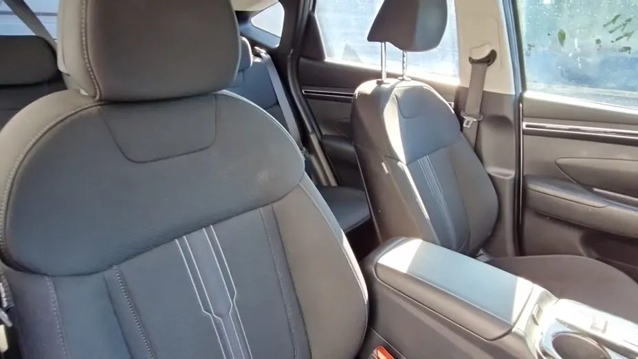 HYUNDAI Tucson -