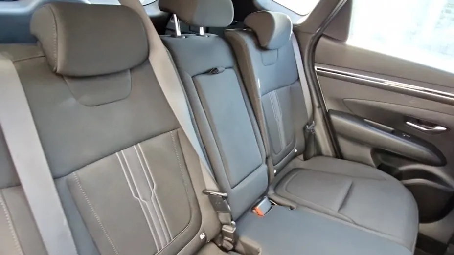 HYUNDAI Tucson -