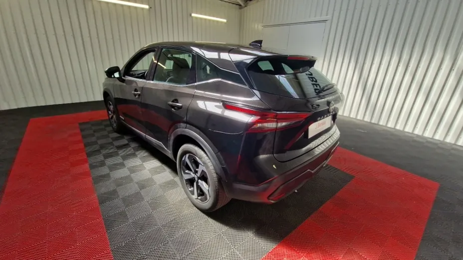 NISSAN Qashqai -