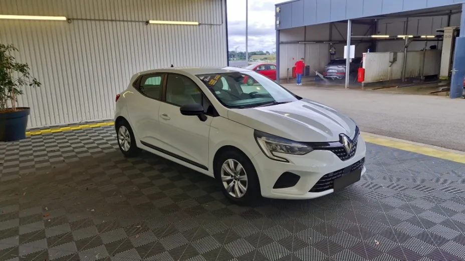 RENAULT Clio -
