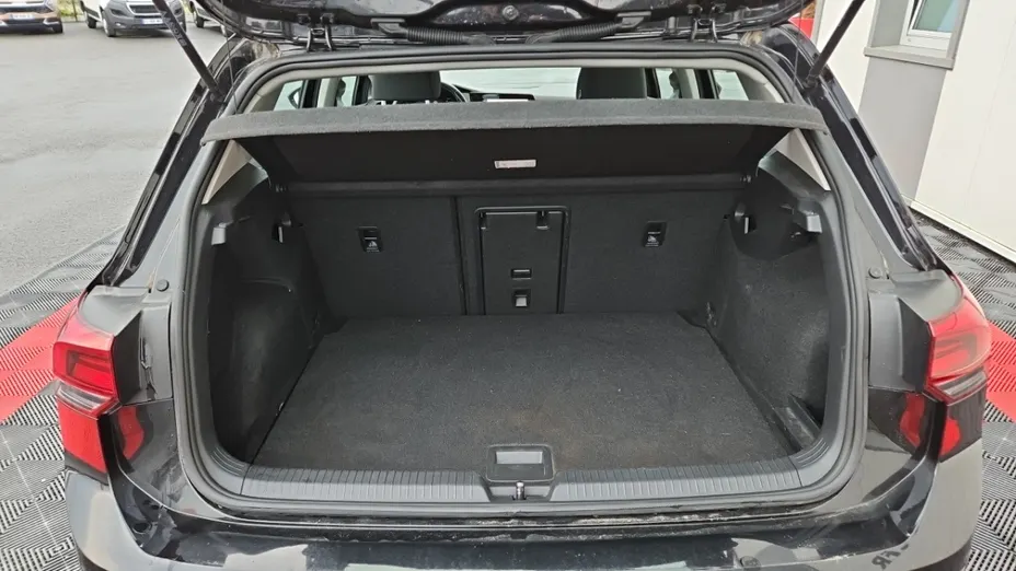 Volkswagen Golf -