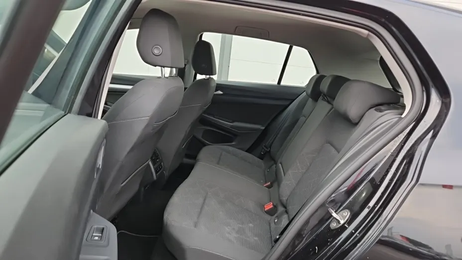 Volkswagen Golf -