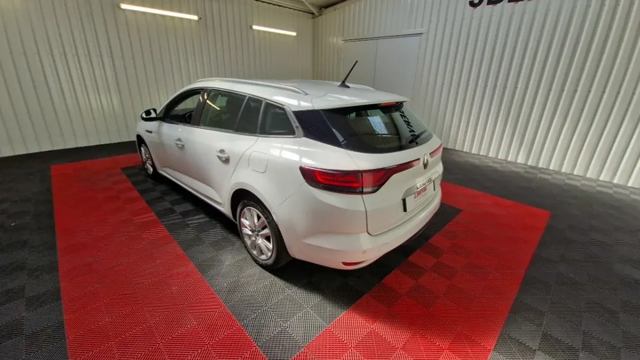 RENAULT Megane -