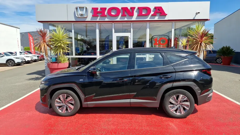 HYUNDAI Tucson -
