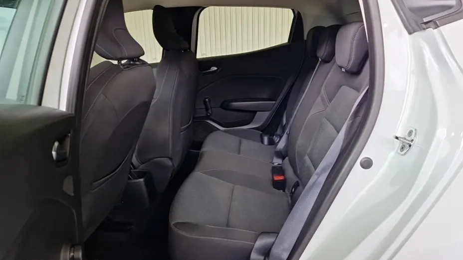 RENAULT Clio -