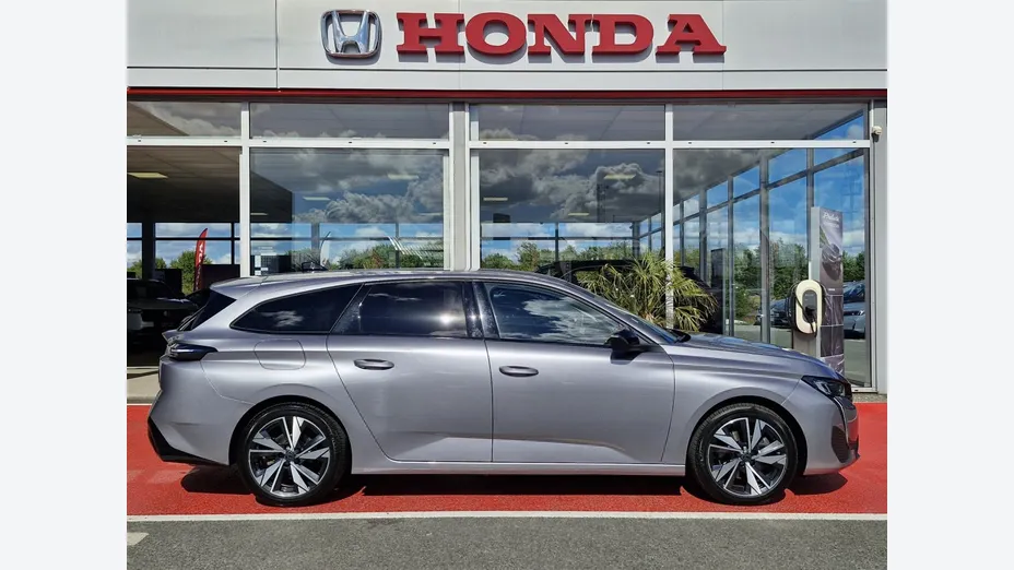 PEUGEOT 308 -