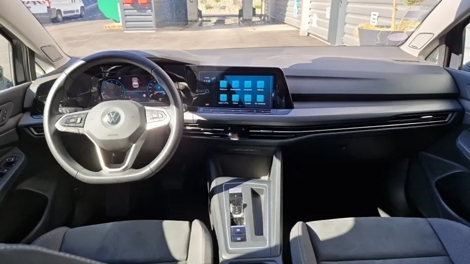 Volkswagen Golf -