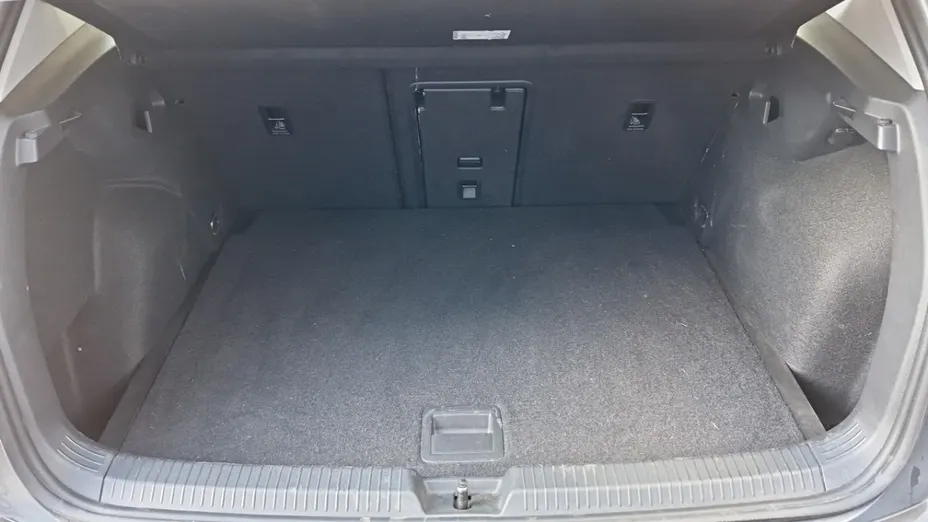 Volkswagen Golf -
