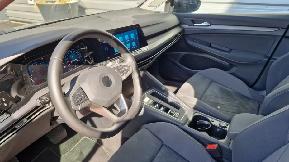Volkswagen Golf -
