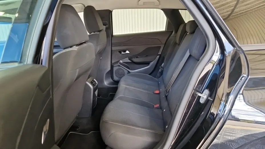 PEUGEOT 308 -