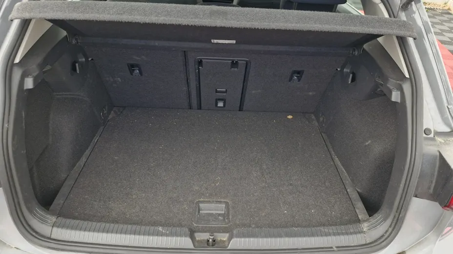 Volkswagen Golf -