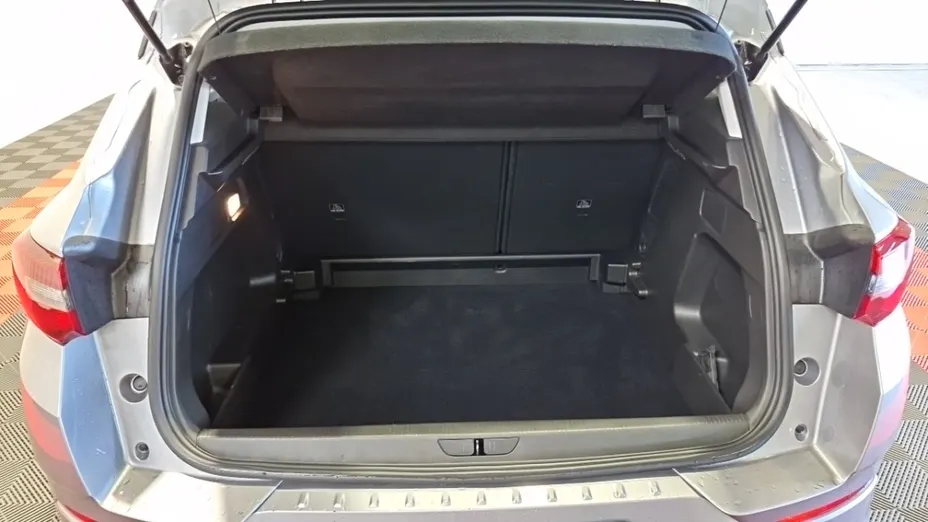 OPEL Grandland -