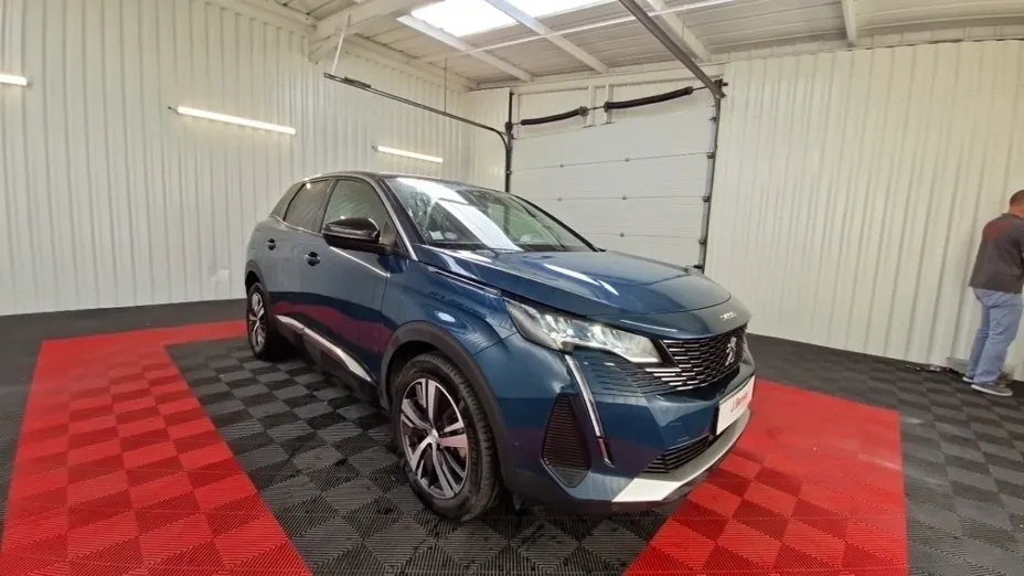 PEUGEOT 3008 -