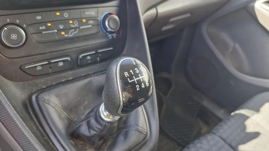 FORD Transit Connect -