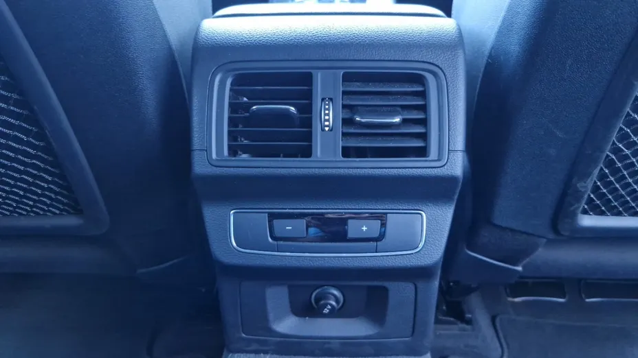 AUDI Q5 -