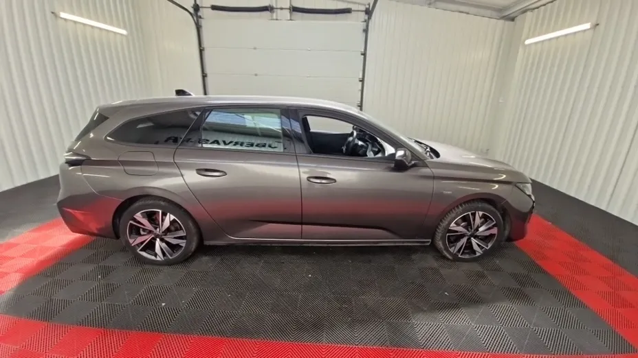PEUGEOT 308 -