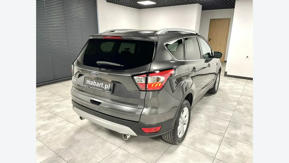 FORD Kuga -