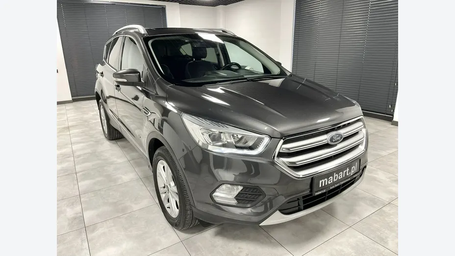 FORD Kuga -