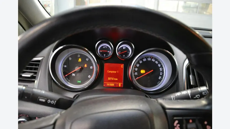 OPEL Astra -
