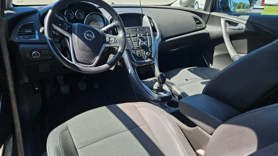 OPEL Astra -