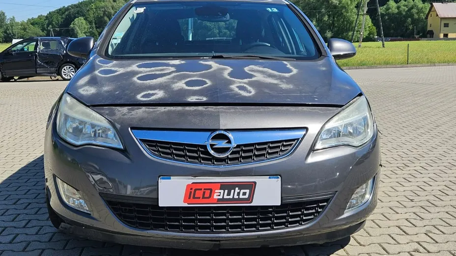 OPEL Astra -