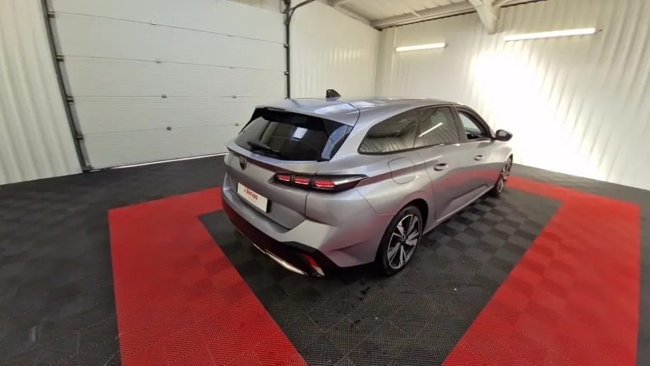 PEUGEOT 308 -