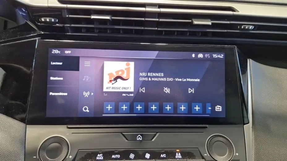 PEUGEOT 308 -