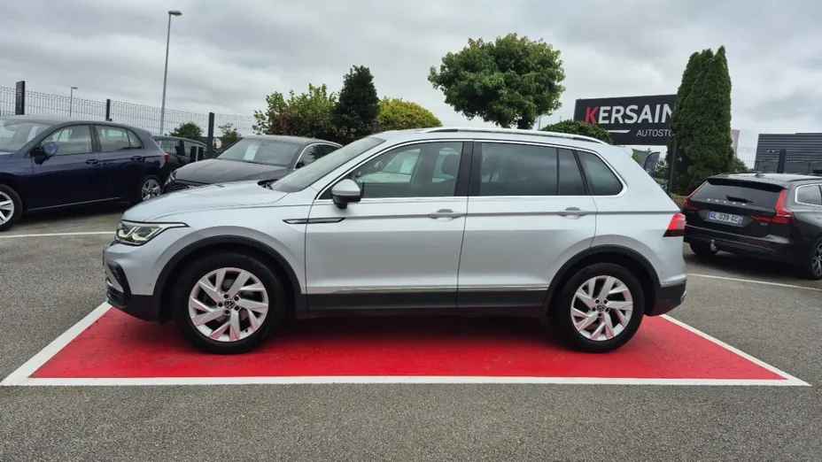 Volkswagen Tiguan -
