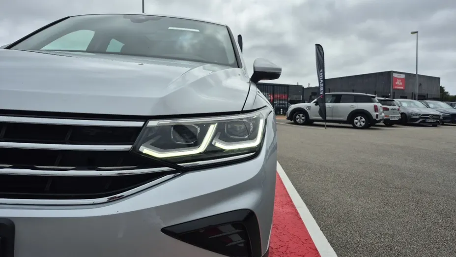 Volkswagen Tiguan -
