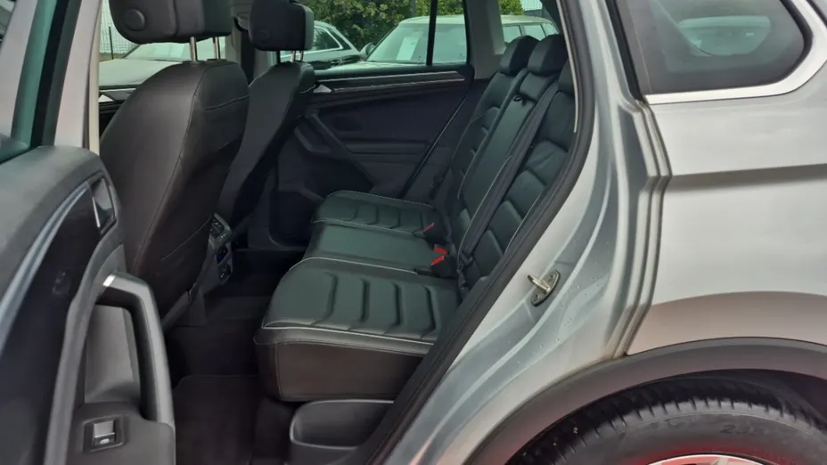 Volkswagen Tiguan -