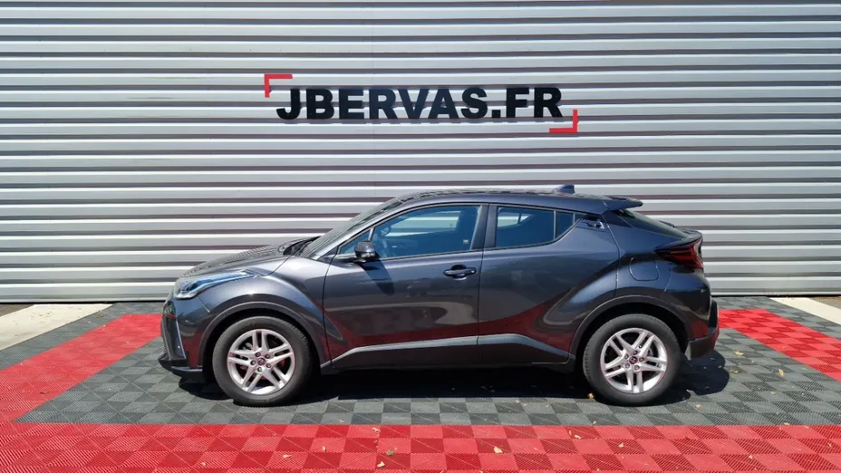 TOYOTA C-HR -