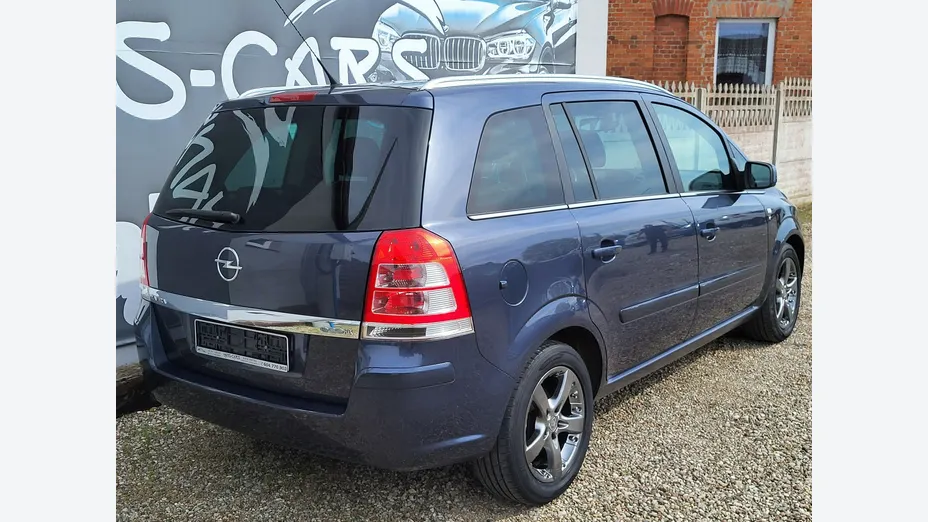 OPEL Zafira -