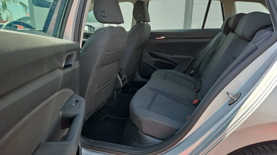 Volkswagen Golf -