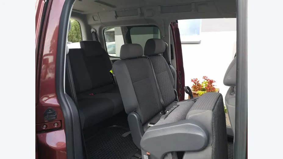 VOLKSWAGEN Caddy -