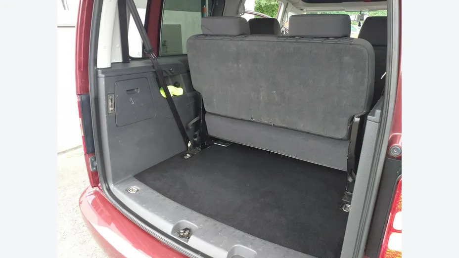 VOLKSWAGEN Caddy -