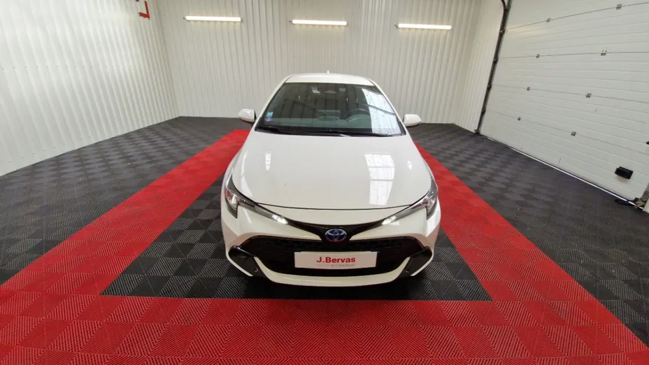 TOYOTA Corolla -