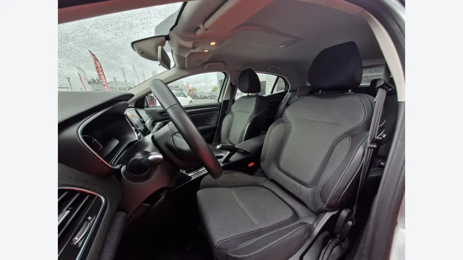 RENAULT Megane -