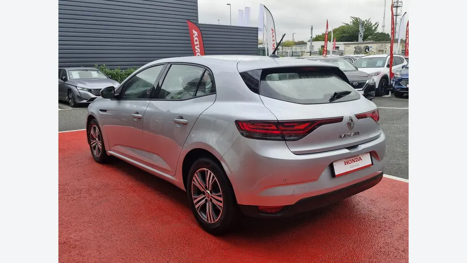 RENAULT Megane -