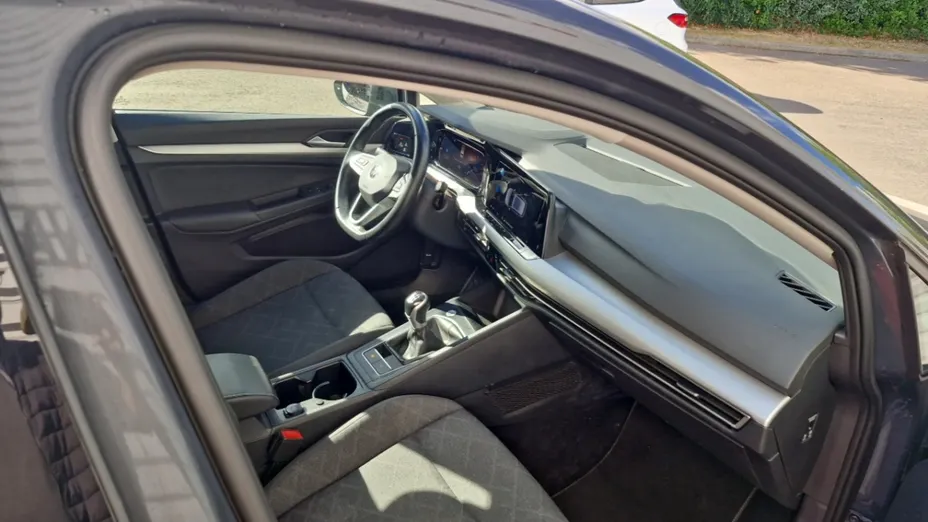 Volkswagen Golf -