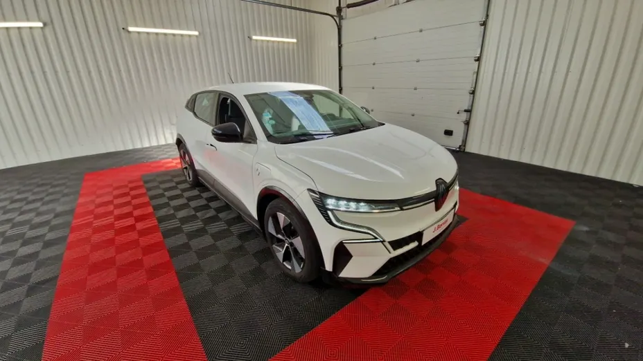 RENAULT Megane -