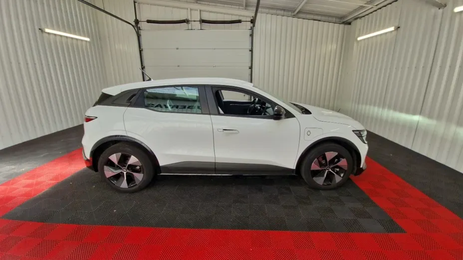 RENAULT Megane -