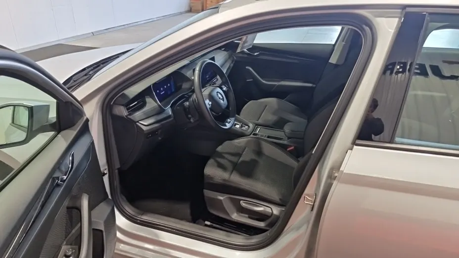 SKODA Octavia -