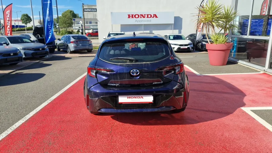 TOYOTA Corolla -