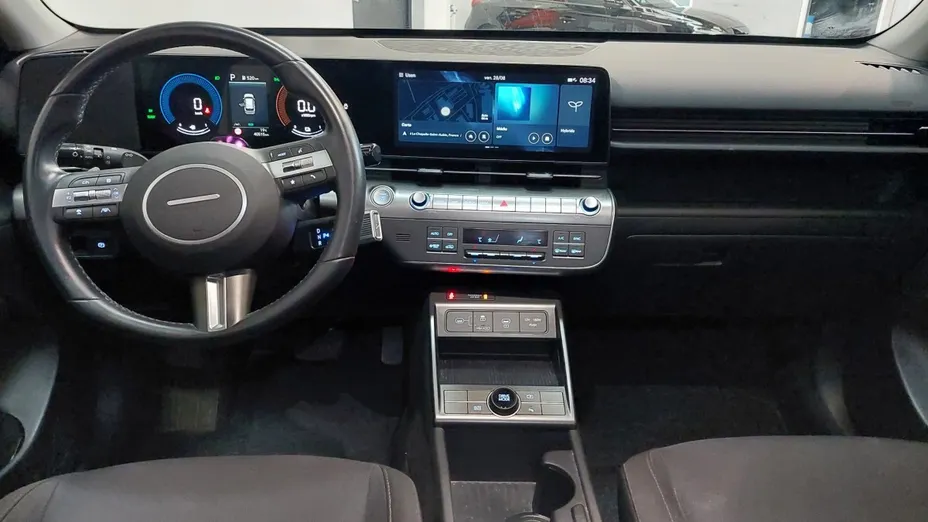 HYUNDAI Kona -